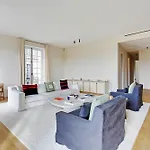 Pick A Flat\'S Apartment In Invalides - Rue De Constantine