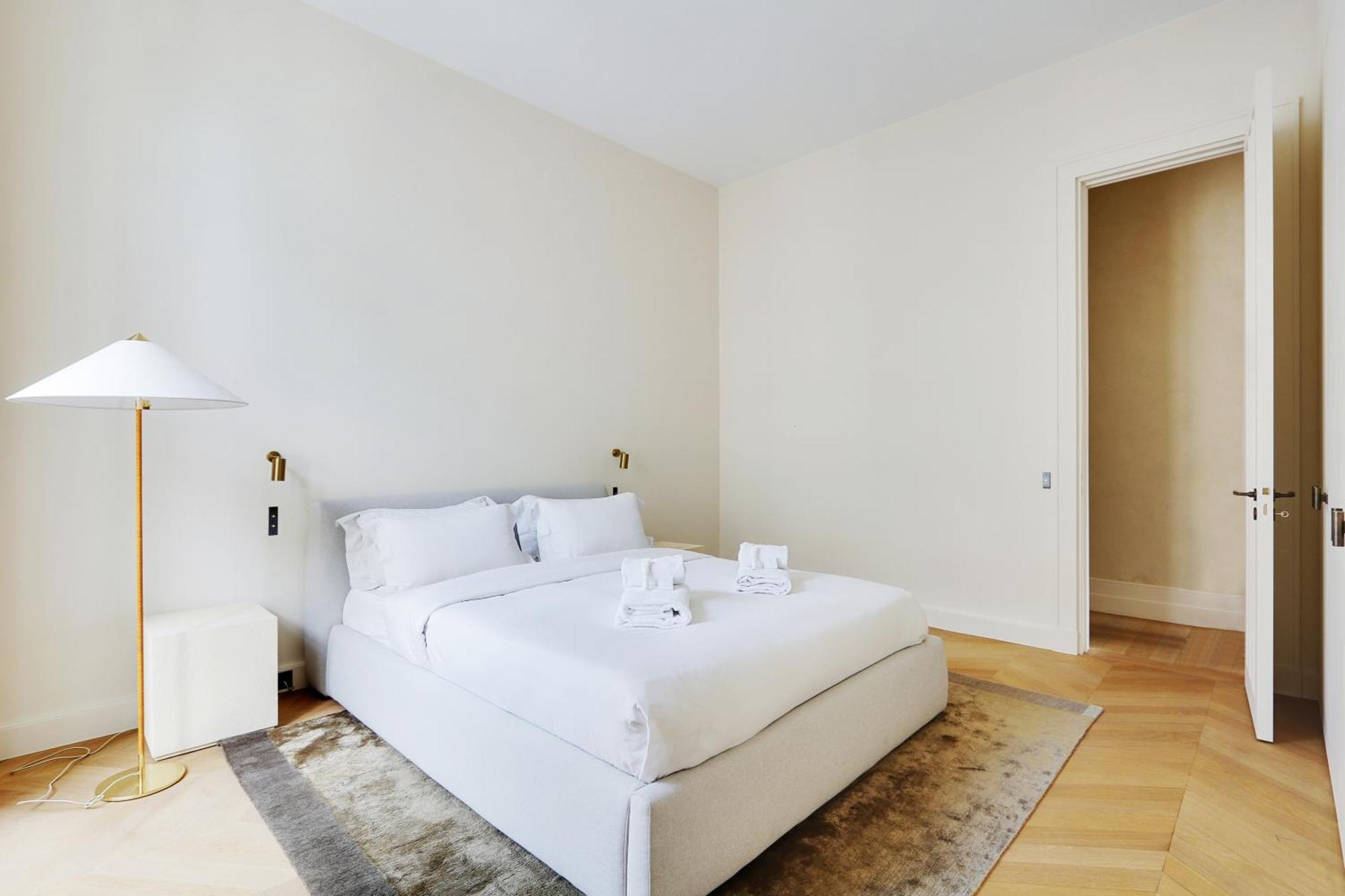 Pick A Flat's In Invalides - Rue De Constantine