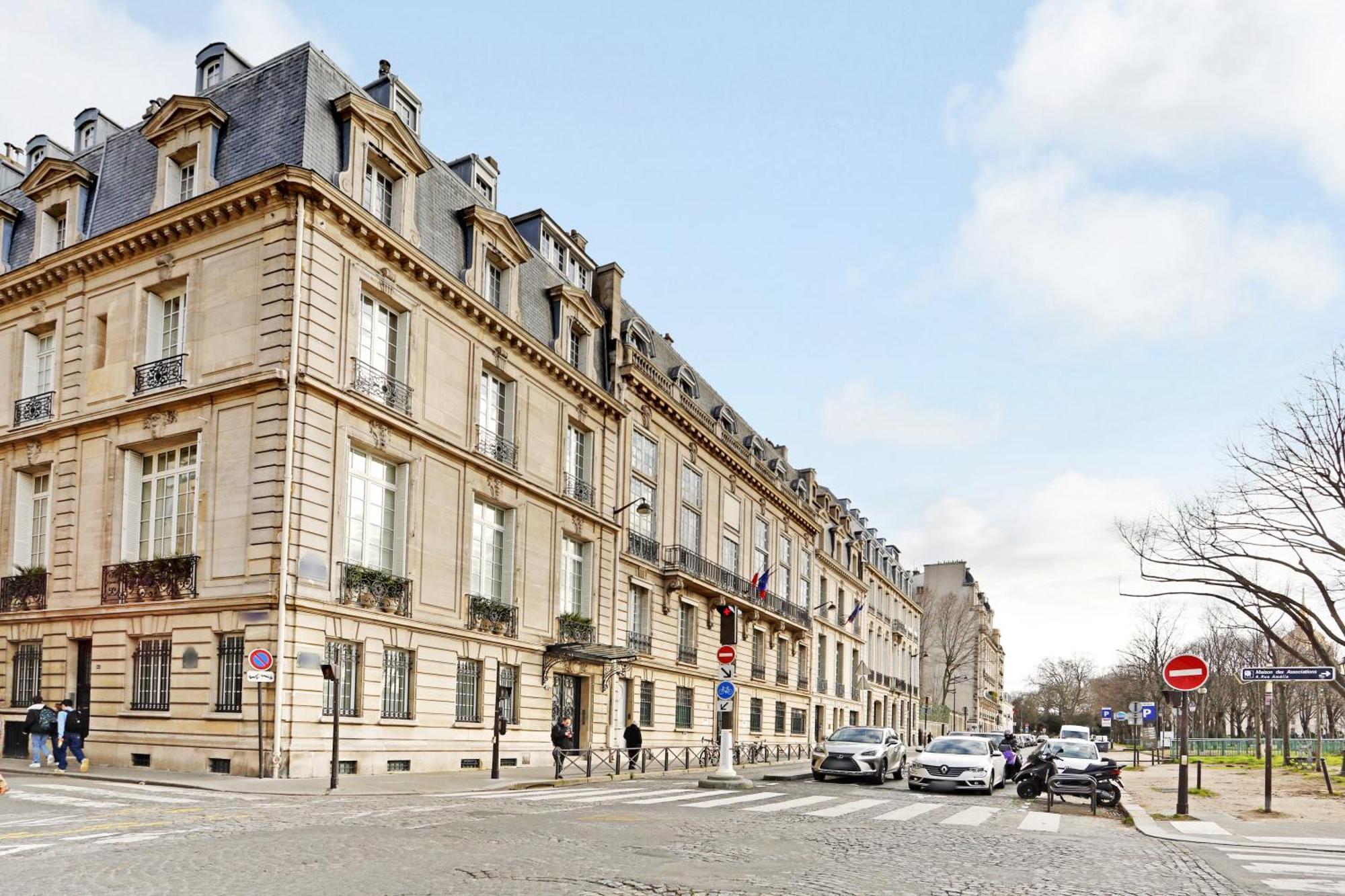 Apartment Pick A Flat's In Invalides - Rue De Constantine