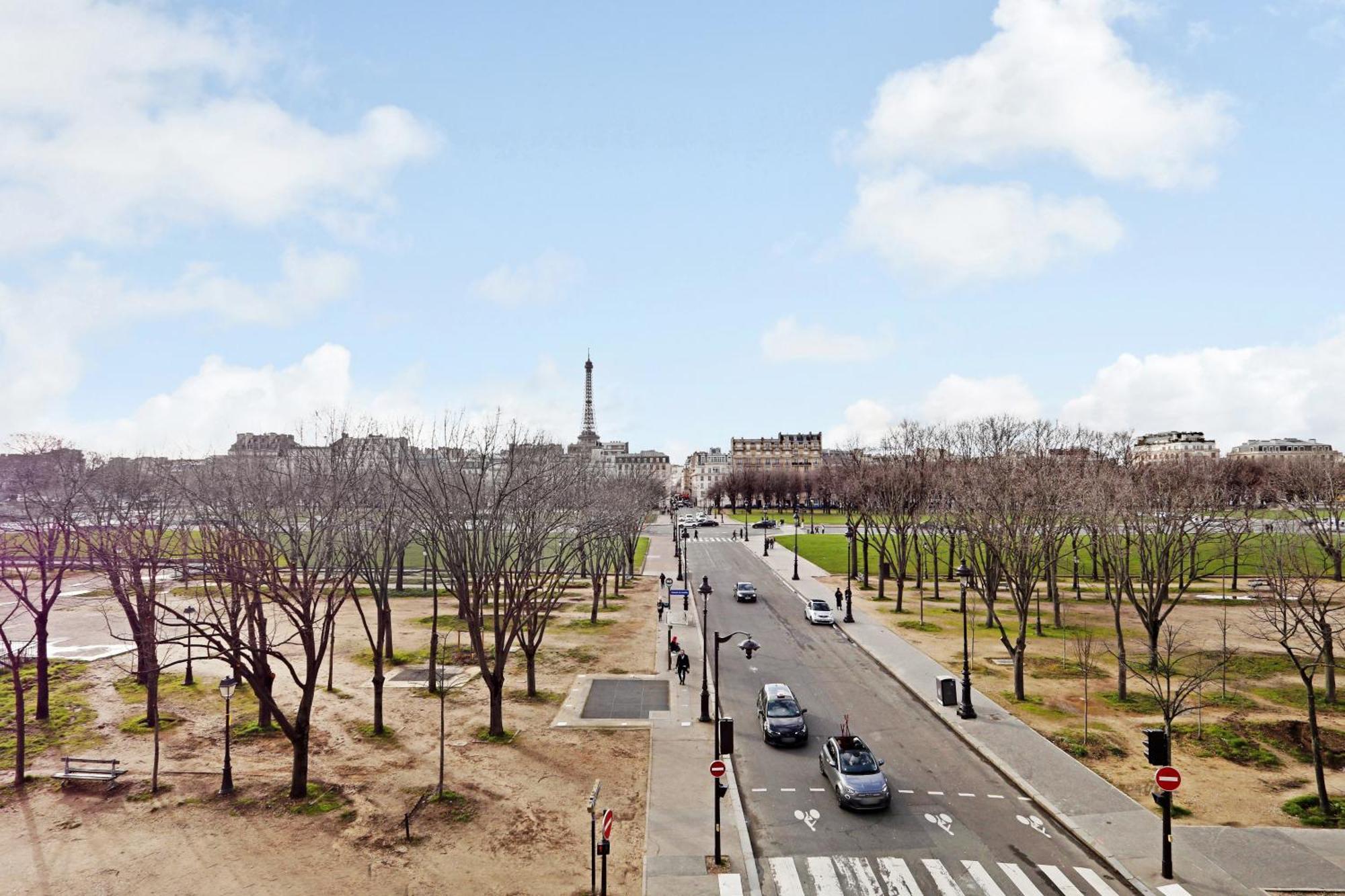Pick A Flat's In Invalides - Rue De Constantine Paris